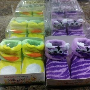 Baby Booties 6 pair (Zebra and Chicken Size 0 - 6